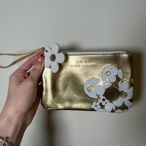 Marc Jacobs Daisy Toiletries Pouch